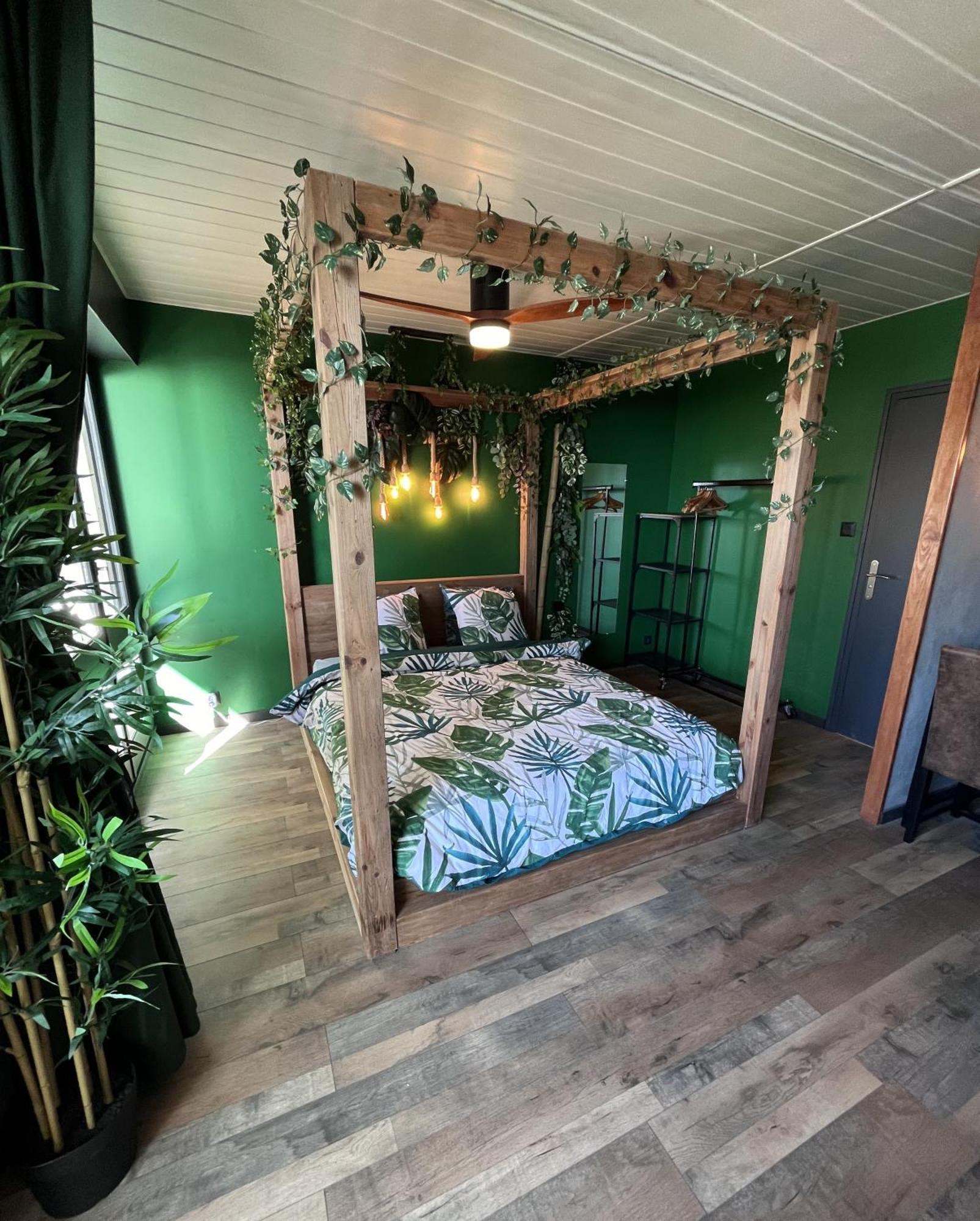 Oasis Tropical & Sauna Saint-Hilaire-de-Riez Exterior photo